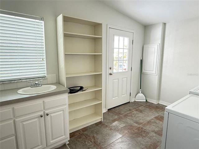 6707 MOUNT PLEASANT ROAD NE 57, St Petersburg, FL 33702