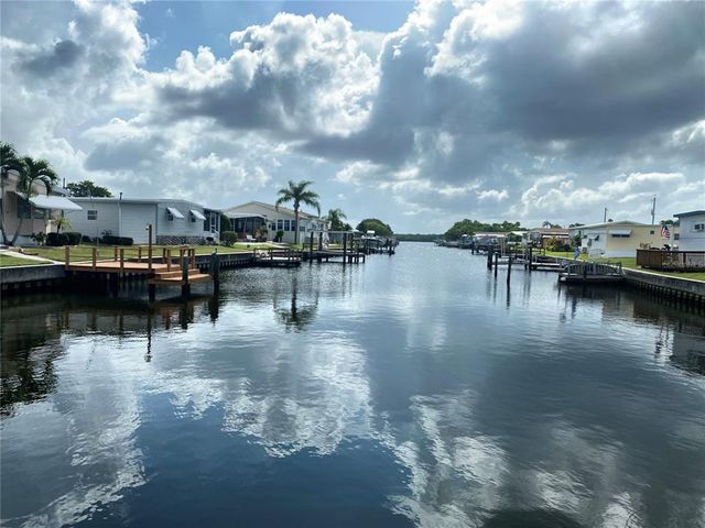 6707 MOUNT PLEASANT ROAD NE 57, St Petersburg, FL 33702