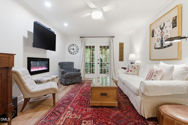 105 Hedgerow Court, Cary, NC 27513