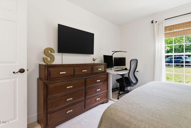 105 Hedgerow Court, Cary, NC 27513