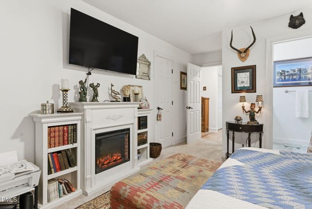 105 Hedgerow Court, Cary, NC 27513