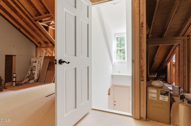 105 Hedgerow Court, Cary, NC 27513