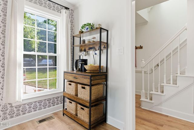 105 Hedgerow Court, Cary, NC 27513