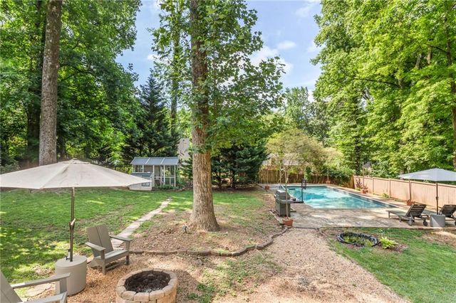 2262 Stag Run, Suwanee, GA 30024
