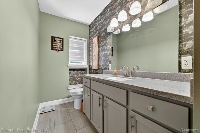 6415 Sunnydale Road, Independence Charter Township, MI 48346