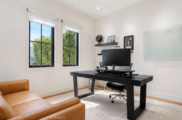 4158 Farmdale, Studio City, CA 91604