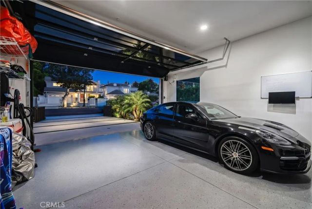 4158 Farmdale, Studio City, CA 91604