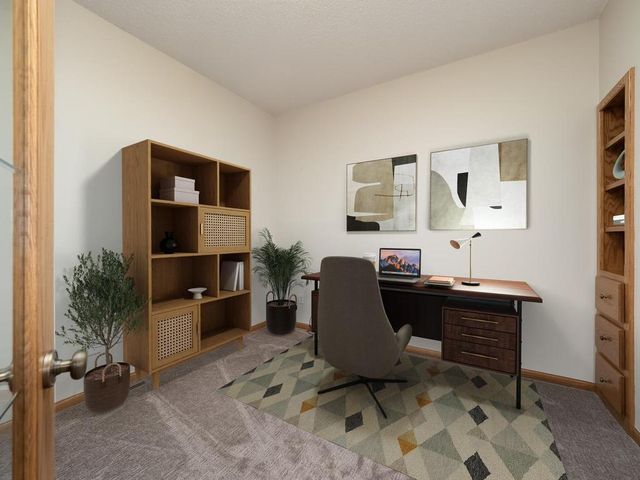 20588 Kearney Path, Lakeville, MN 55044