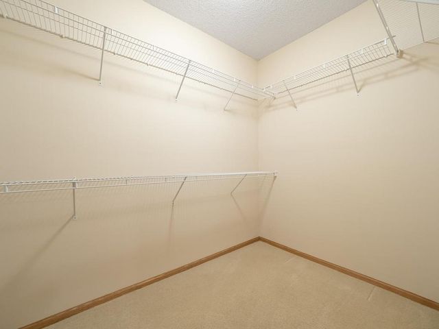 20588 Kearney Path, Lakeville, MN 55044