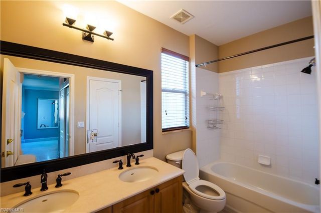 11526 Centaur WAY, Lehigh Acres, FL 33971