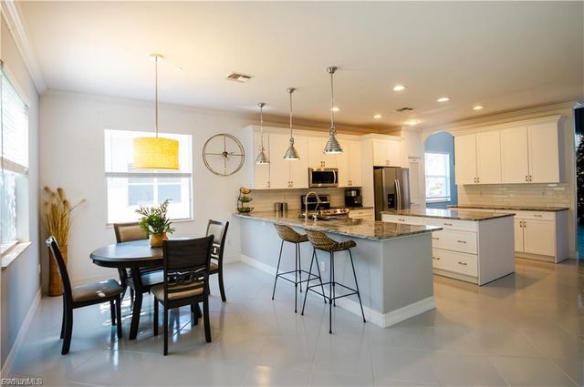 11526 Centaur WAY, Lehigh Acres, FL 33971