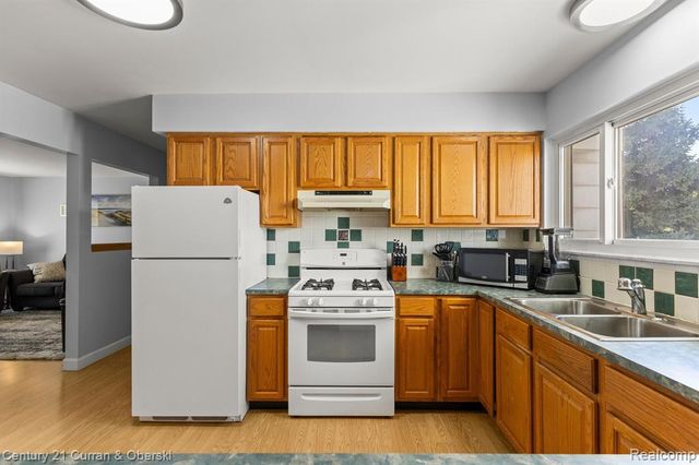 11348 Afton Road, Southgate, MI 48195