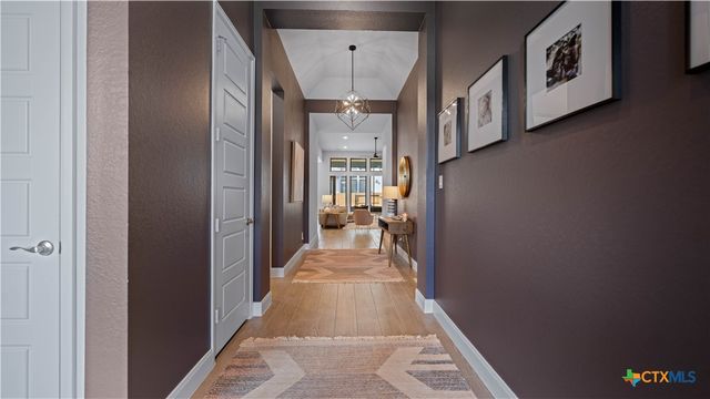 1925 Luna Street, New Braunfels, TX 78132