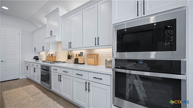 1925 Luna Street, New Braunfels, TX 78132