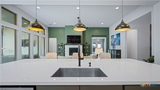 1925 Luna Street, New Braunfels, TX 78132