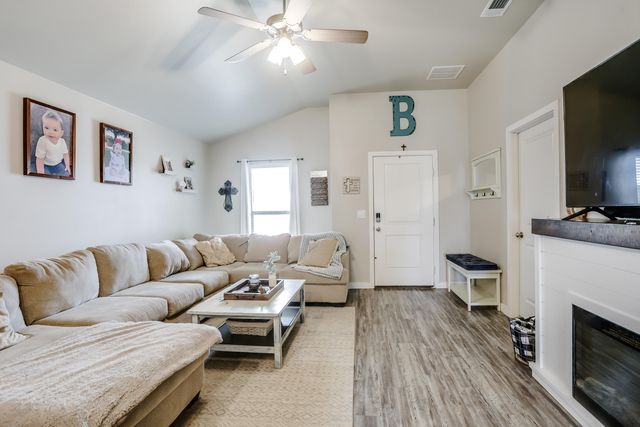 3416 Bryan Avenue, Wolfforth, TX 79382