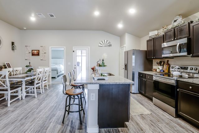 3416 Bryan Avenue, Wolfforth, TX 79382