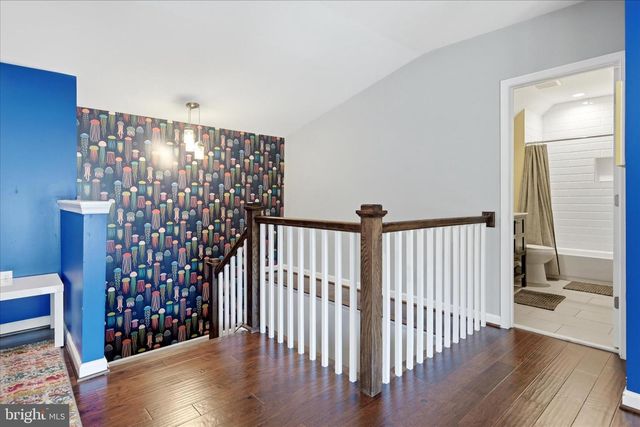 1902 N NELSON ST N, Arlington, VA 22207