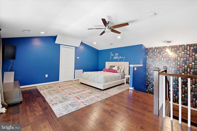 1902 N NELSON ST N, Arlington, VA 22207