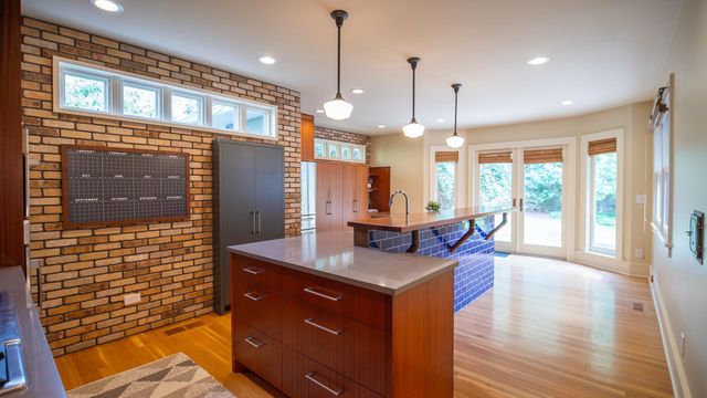 814 10th Avenue SW, Rochester, MN 55902