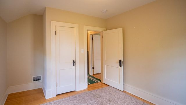 814 10th Avenue SW, Rochester, MN 55902