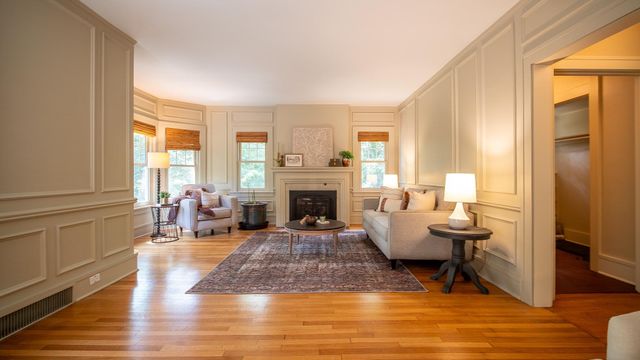 814 10th Avenue SW, Rochester, MN 55902