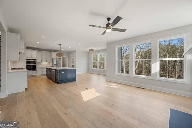 126 Spaulding Lane, Woodstock, GA 30188