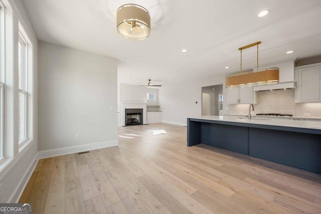 126 Spaulding Lane, Woodstock, GA 30188