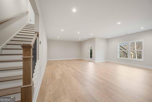 126 Spaulding Lane, Woodstock, GA 30188
