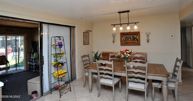 5230 N La Canada, Tucson, AZ 85704