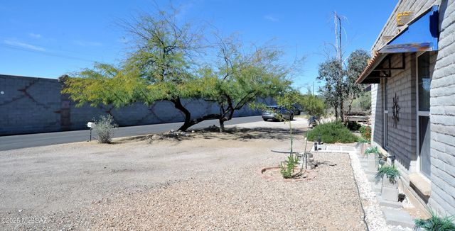 5230 N La Canada, Tucson, AZ 85704