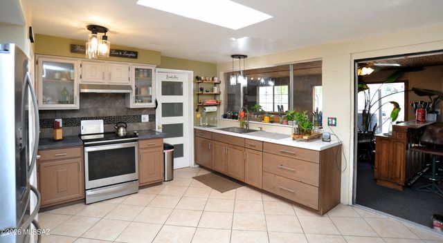 5230 N La Canada, Tucson, AZ 85704