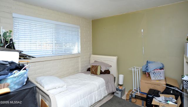 5230 N La Canada, Tucson, AZ 85704