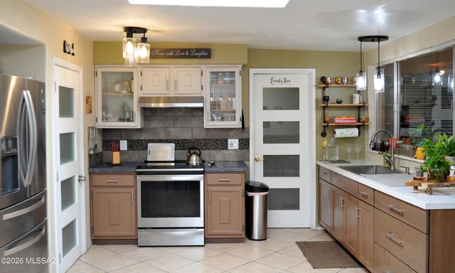 5230 N La Canada, Tucson, AZ 85704