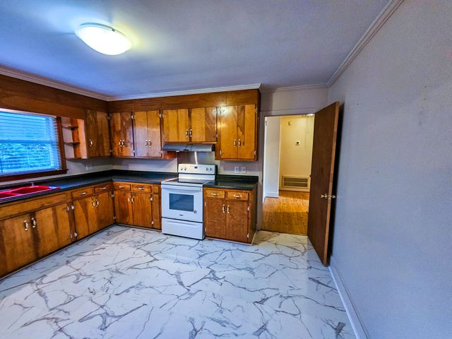 208 Holly Road, Walterboro, SC 29488