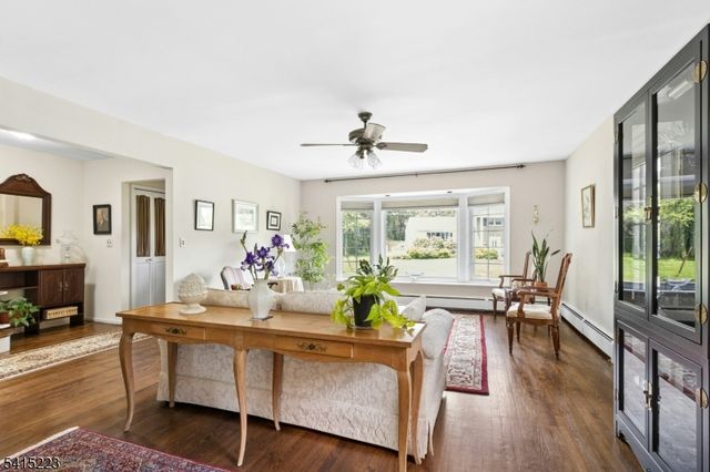 33 Carol Rd, Westfield Town, NJ 07090