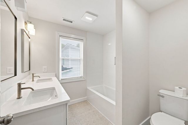 1 Dartmouth Road, Marblehead, MA 01945