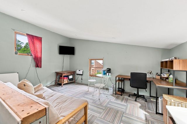 1 Dartmouth Road, Marblehead, MA 01945