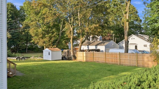 1 Dartmouth Road, Marblehead, MA 01945