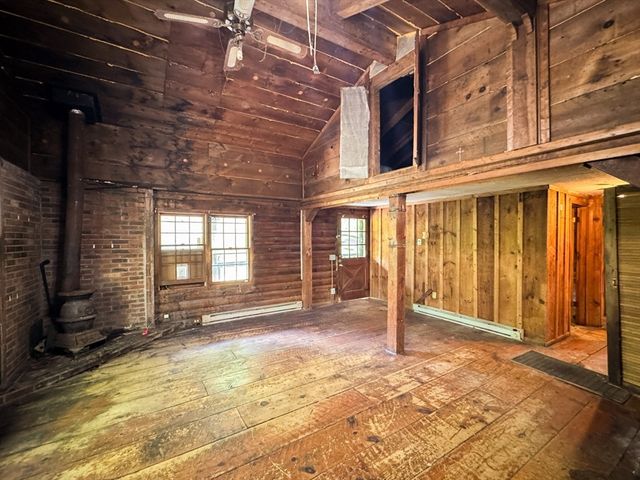 2891 S County Trl, South Kingstown, RI 02892
