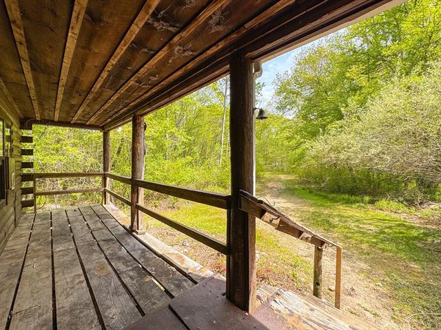 2891 S County Trl, South Kingstown, RI 02892
