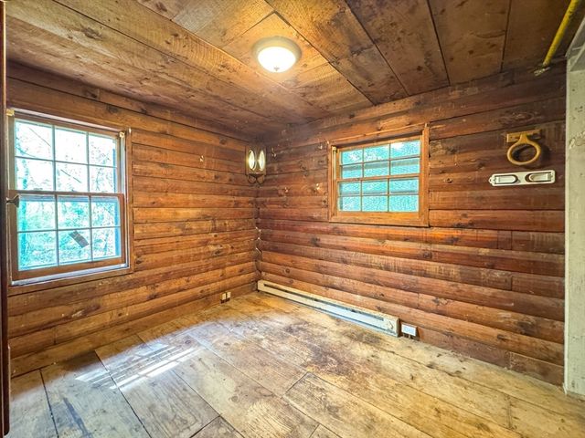 2891 S County Trl, South Kingstown, RI 02892