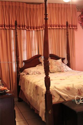 111 NW 52nd St, Miami, FL 33127