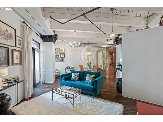 1420 Nw LOVEJOY St 327, Portland, OR 97209