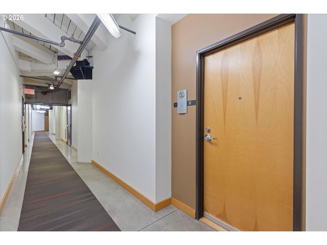 1420 Nw LOVEJOY St 327, Portland, OR 97209