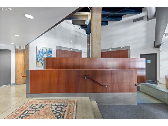 1420 Nw LOVEJOY St 327, Portland, OR 97209