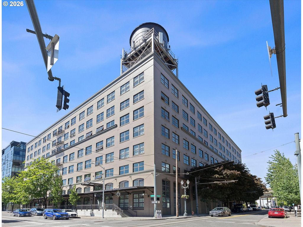 1420 Nw LOVEJOY St 327, Portland, OR 97209