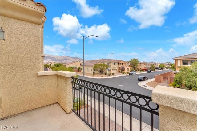 7113 Bluebird Wing Street, North Las Vegas, NV 89084