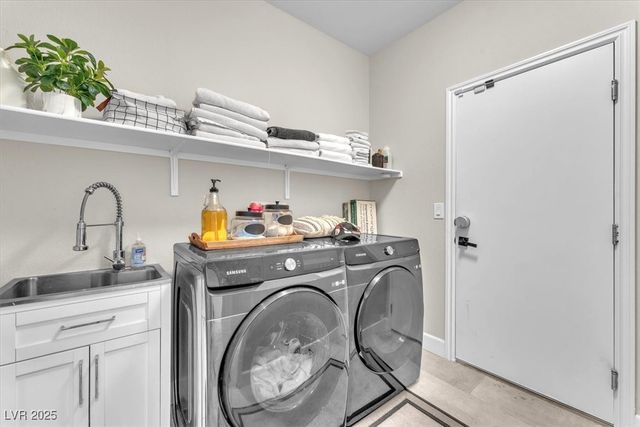 7113 Bluebird Wing Street, North Las Vegas, NV 89084