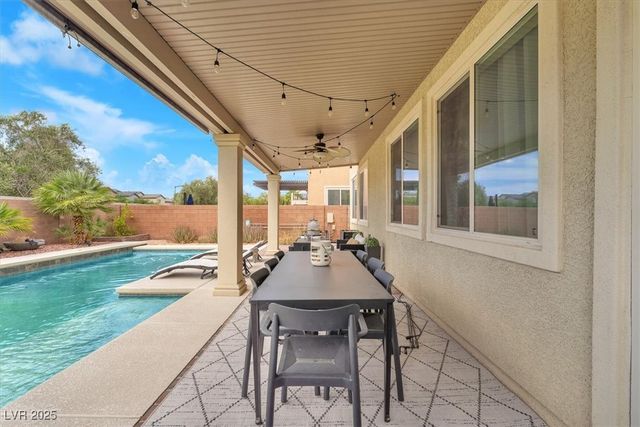 7113 Bluebird Wing Street, North Las Vegas, NV 89084